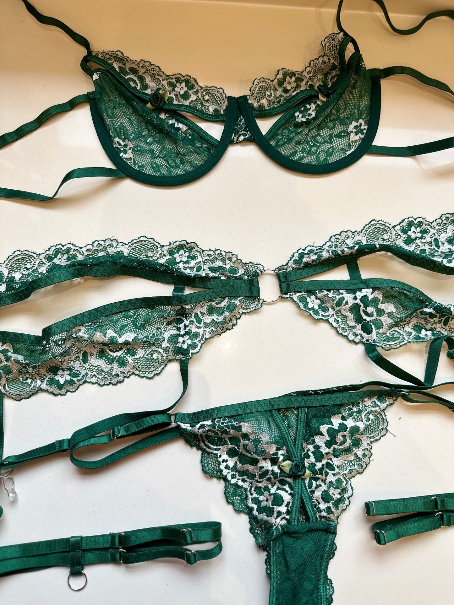 The Temptress - Emerald: M-L