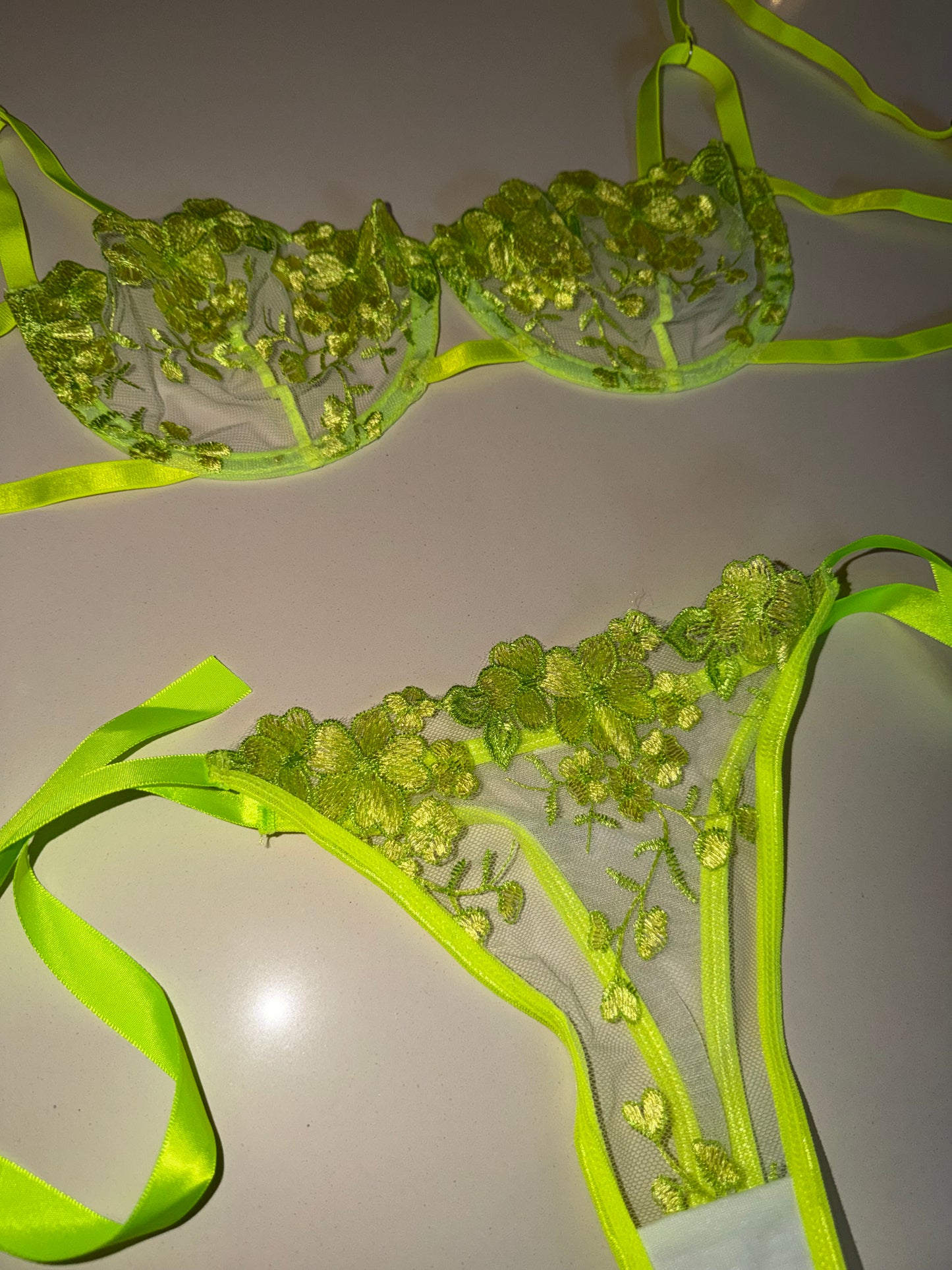 Neon floral 2