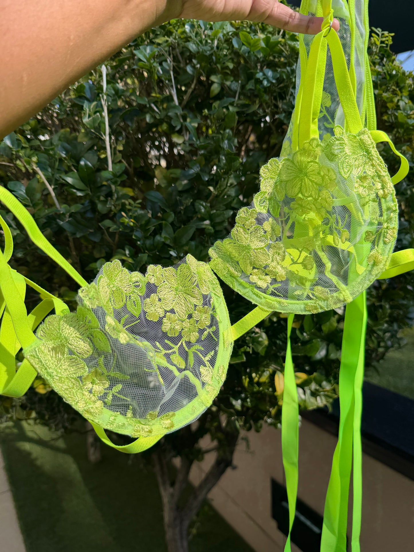 Neon floral 2